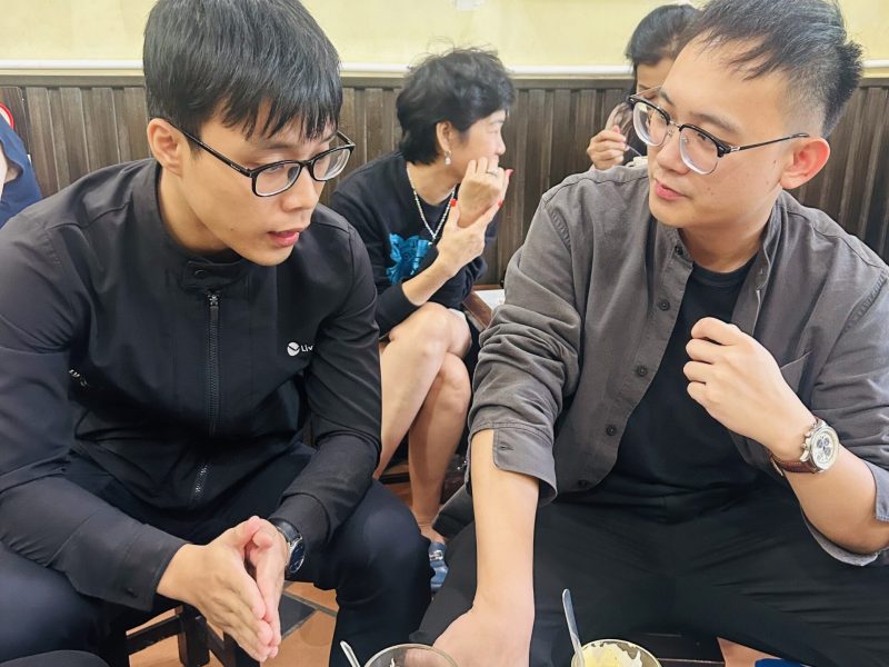 97d65ca4f11671a4c2b55afa8a557eef